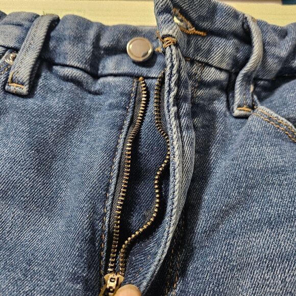 Good American Straight Leg Indigo 201 - Picture 6 of 9